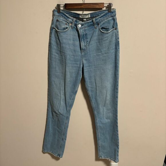 Abercrombie & Fitch Light Blue Straight Leg Jeans - Picture 4 of 7
